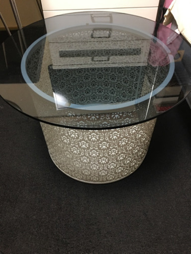 是非❣️フランフランで買ったテーブルです