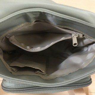 小さめショルダーバッグの画像