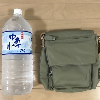 小さめショルダーバッグ