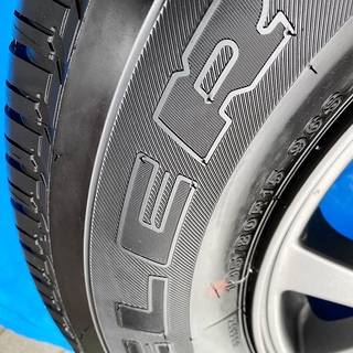 新型ジムニーシエラ JB74W型 純正アルミホイールタイヤセット 195