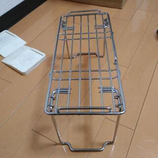 キッチン　シンク　整理用　棚の画像