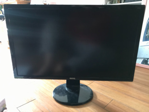 27インチモニター