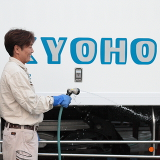 【賞与年2回+決算賞与あり】未経験者活躍中◎3トントラックドライバーの画像