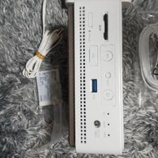 au Qua station新品未使用　値下げしました