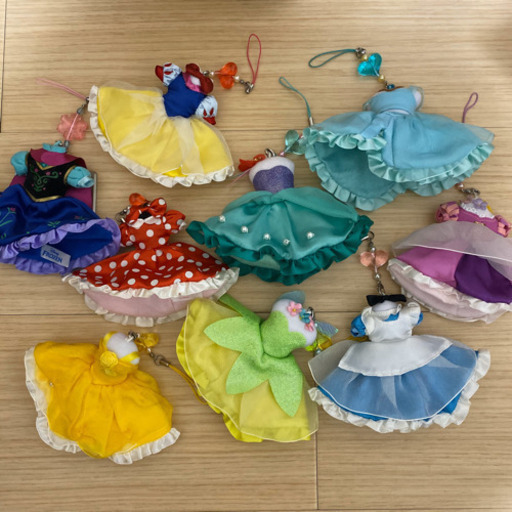 ディズニー　プリンセス　ドレスストラップ