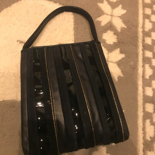 フォーマル？なカバンの画像