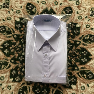 学生用カッターシャツ半袖‼️未使用品✨✨✨の画像