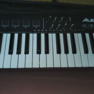 音楽キーボードの画像