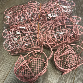 新品　　手のひらサイズ　　ワイヤーでできたミニベビーカー　ベビー...