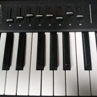 音楽キーボードの画像