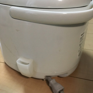 東芝 IH炊飯器 3合 の画像