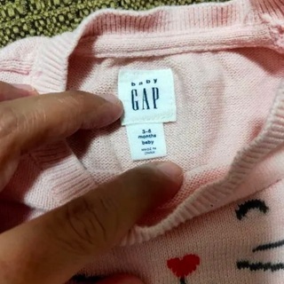 baby GAP トップスの画像