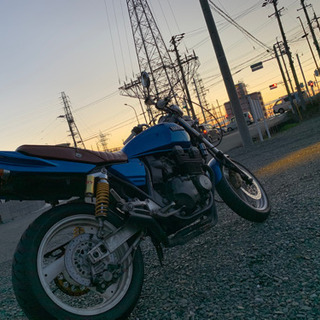 xjr400