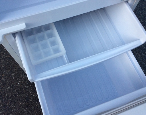 RKGRE-191-1】特価！シャープ/137L オンライン 2ドア冷凍冷蔵庫/どっち