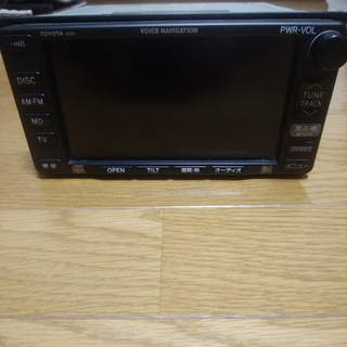 トヨタ　エスティマから取り外した　ナビ