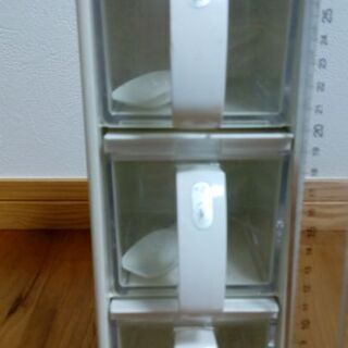 【アスベル株式会社調味料ラック】三段縦使用も横使用も可能の画像