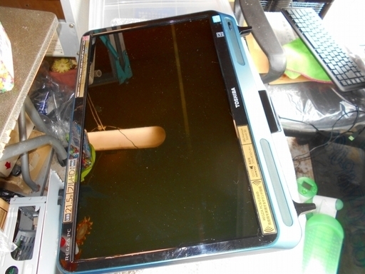 Core i7 TOSHIBA REGZA D712/V3GW(モスグリーン)