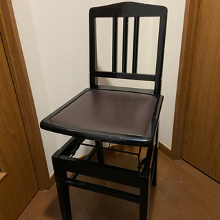 ピアノ椅子　キズ破損有りの画像