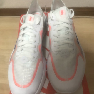 【値段交渉あり！】NIKE ナイキ リニュー ルーセントの画像