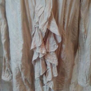 薄手のブラウス(カーディガンにもなります)の画像