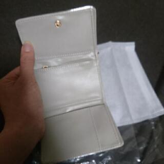 【引き取りのみ】ナチュラルビューティーベーシック 三折り財布の画像