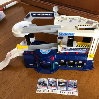 トミカ　ポリスステーション