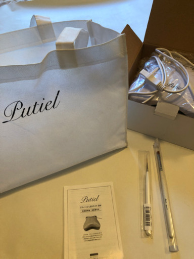 Putiel（プティール）LEDライト8W（ブラシ2本付き）