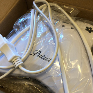 Putiel（プティール）LEDライト8W（ブラシ2本付き）の画像