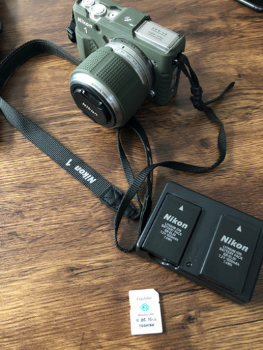 Nikon 防水ミラーレス一眼カメラ Nikon1 AW1 防水ズームレンズキット シルバー N1AW1LKSL