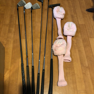 ゴルフバッグ、中古クラブの画像
