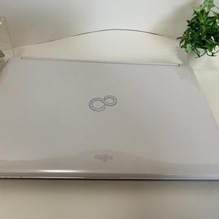 激安 最新OS Windows10 ノートPC  FUJITSU AH77/E Core i7 2670QM  メモリ8GB HDD750GB アーバンホワイト　 動作確認済み 、即使用可能。の画像