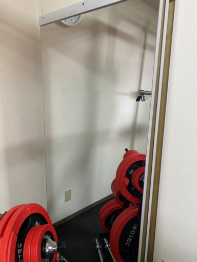 【運動不足に！】ウエイト器具 全身鏡3枚付き