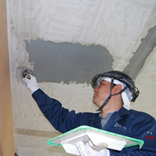 難しくない仕事！だけど夢中になれる仕事！未経験Ok！！アルバイトOK！！防水工事のお仕事【日給1万円～1万8千円】の画像