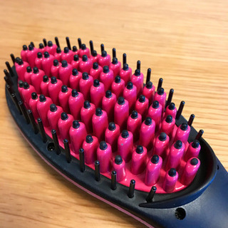 ヘアアイロンブラシの画像