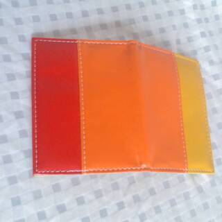 新品　カラフル マルチカラー　カードケース　二つ折り　縦約 10...