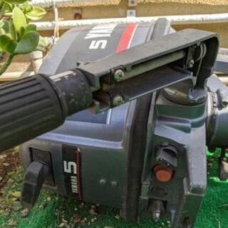 ヤマハ　フィッシングボートモーターボートエンジンの画像