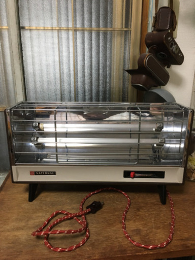 レトロな電気ストーブ