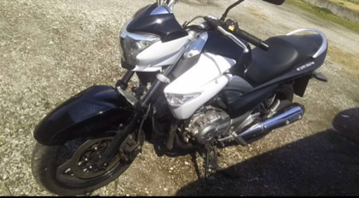 スズキ　GSR 250