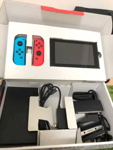 任天堂スイッチ本体　どうぶつの森新品未開封　その他色々