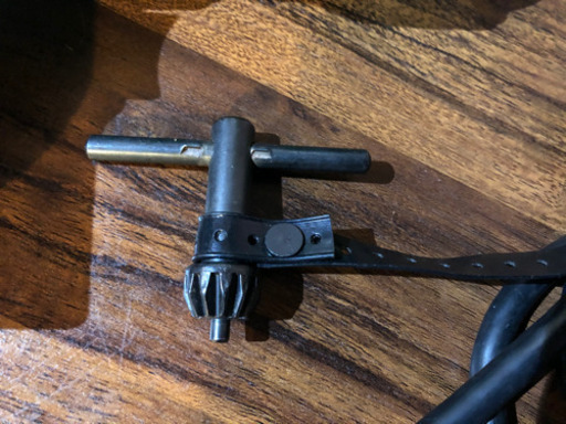 美品 HITACHI 日立工機 6.5mm 全工用携帯電気ドリル電動ドリル
