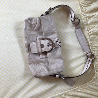 コーチ小さいカバン