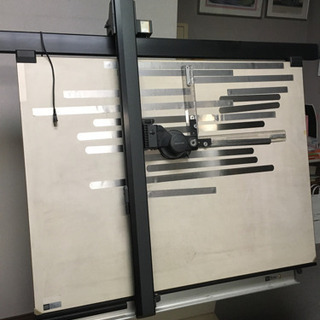 武藤工業から出ている製図版になります。学生時代に購入しました