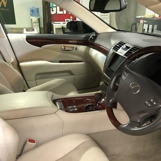 自社ローン★保証人不要★全国対応★LS460　バージョンC　Iパケージ　ダークブルーマイカ★純正ナビ・TV・バックカメラ・ETC・本革シート ★ETC車検R4/3/23★の画像