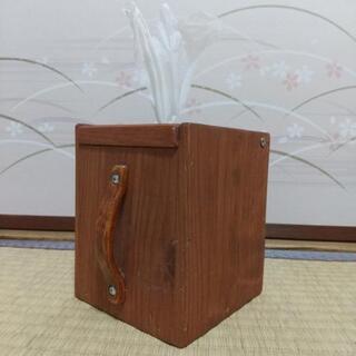 トイレットペーパーホルダー