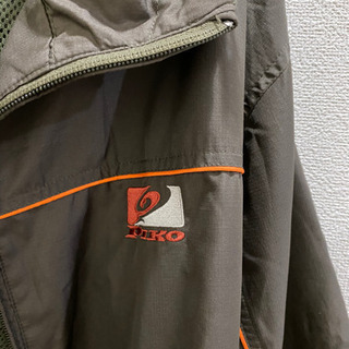 差し上げますメンズウインドブレーカーの画像