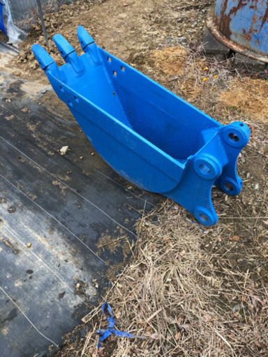 ユンボ、細バケット300ミリぐらい、写真でご確認ください