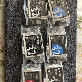 EPSON 純正インクカートリッジ IC6CL32カラー 各400円（税込）の画像