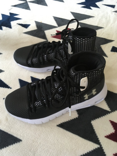 アンダーアーマーHOVR Havoc 未使用品！！