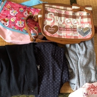 服とまとめ売りに移行しました。まとめ女の子セットの画像