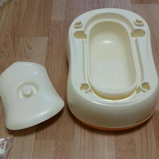 ｺﾝﾋﾞ　ﾍﾞﾋﾞｰﾚｰﾍﾞﾙ　おまるでステップ　の画像